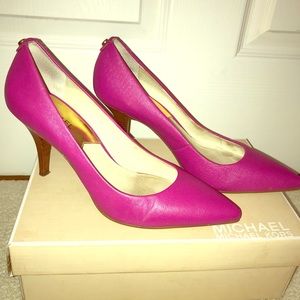 Michael Kors Pink Pumps